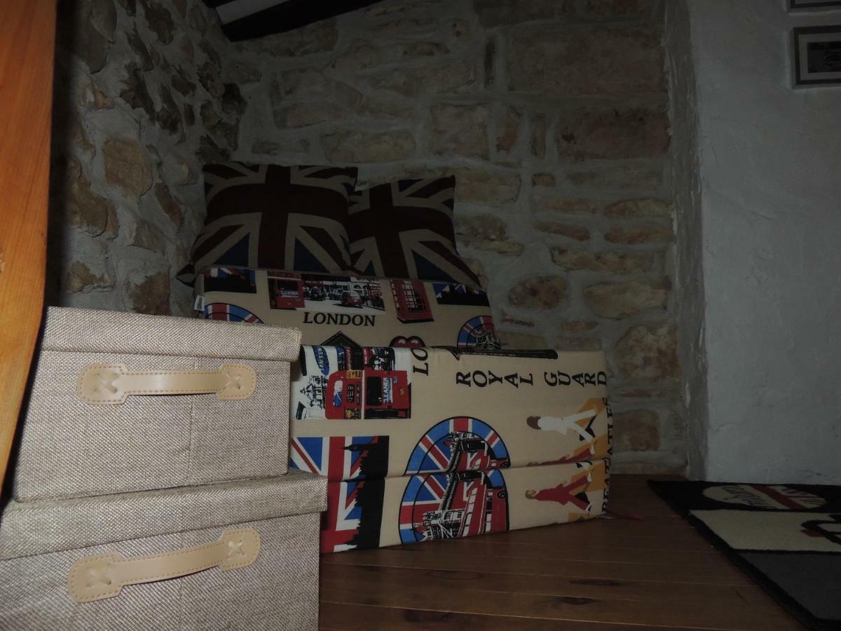 Chocolate Box Cottage Parzac Kültér fotó